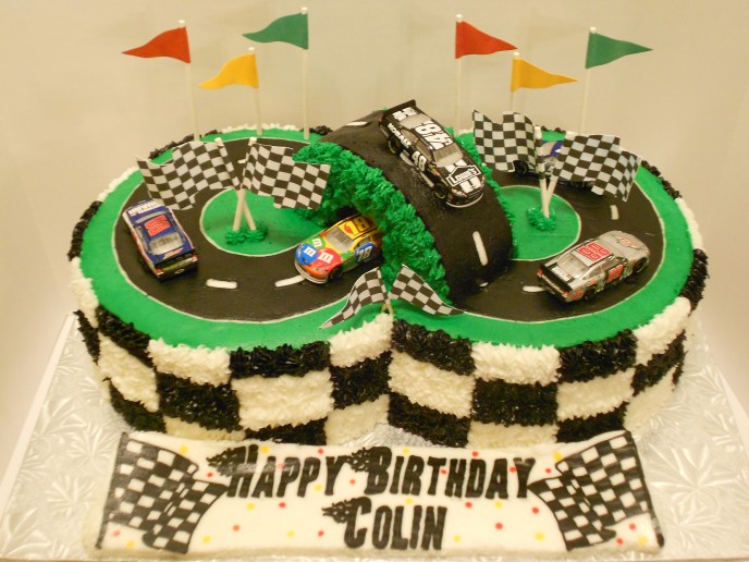 Racetrack Cake